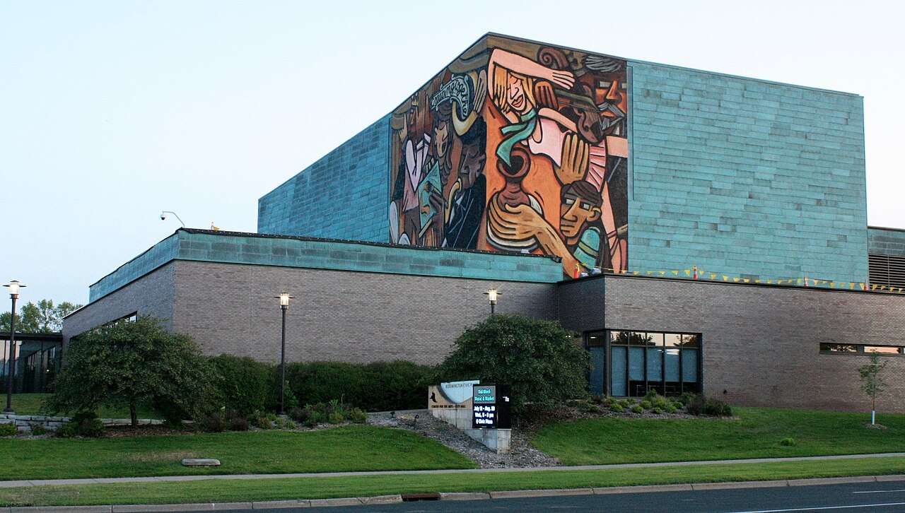 Bloomington City Hall and Art Center, Bloomington, Minnesota
