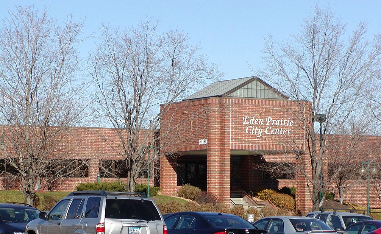 Eden Prairie City Center, Eden Prairie, Minnesota